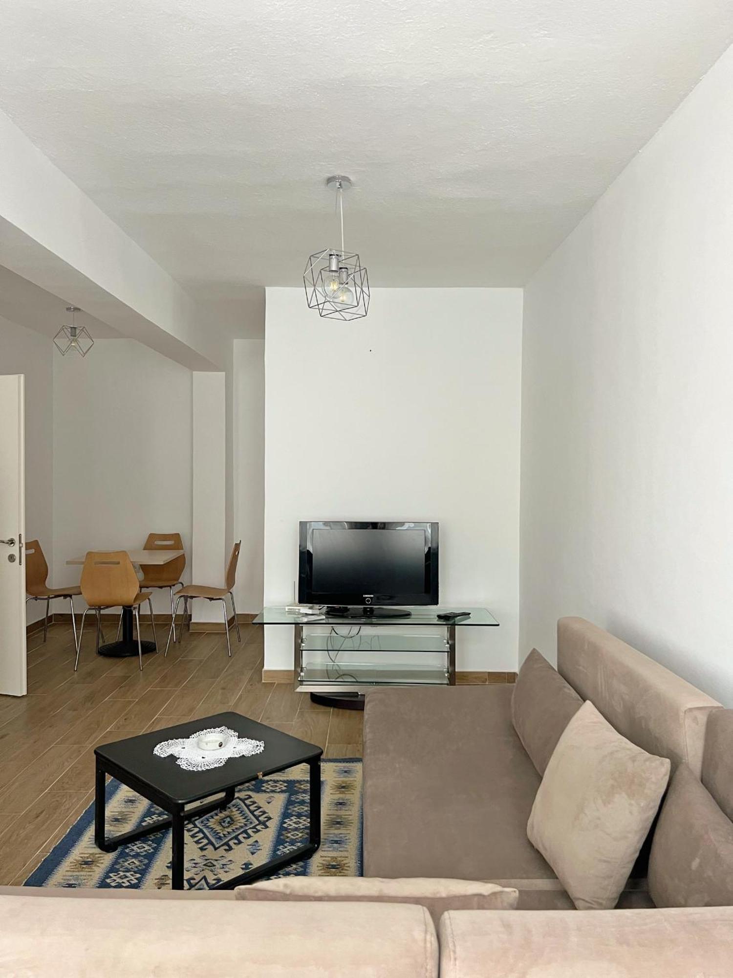 Central City Apartment Tirana Zewnętrze zdjęcie